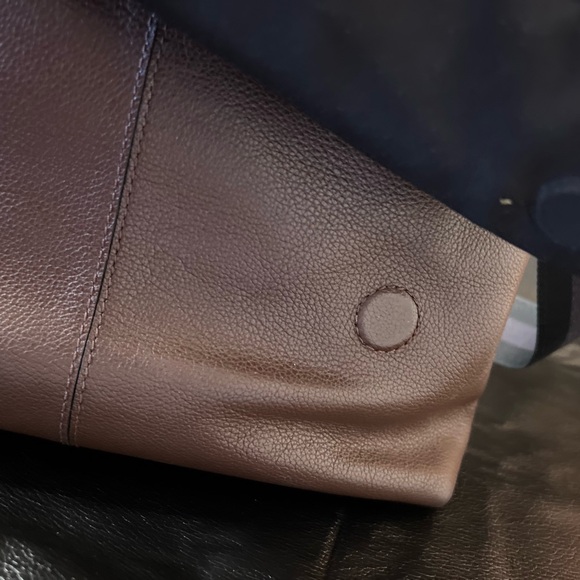 Medium sized coach satchel. Convenient and stylish - Picture 4 of 10